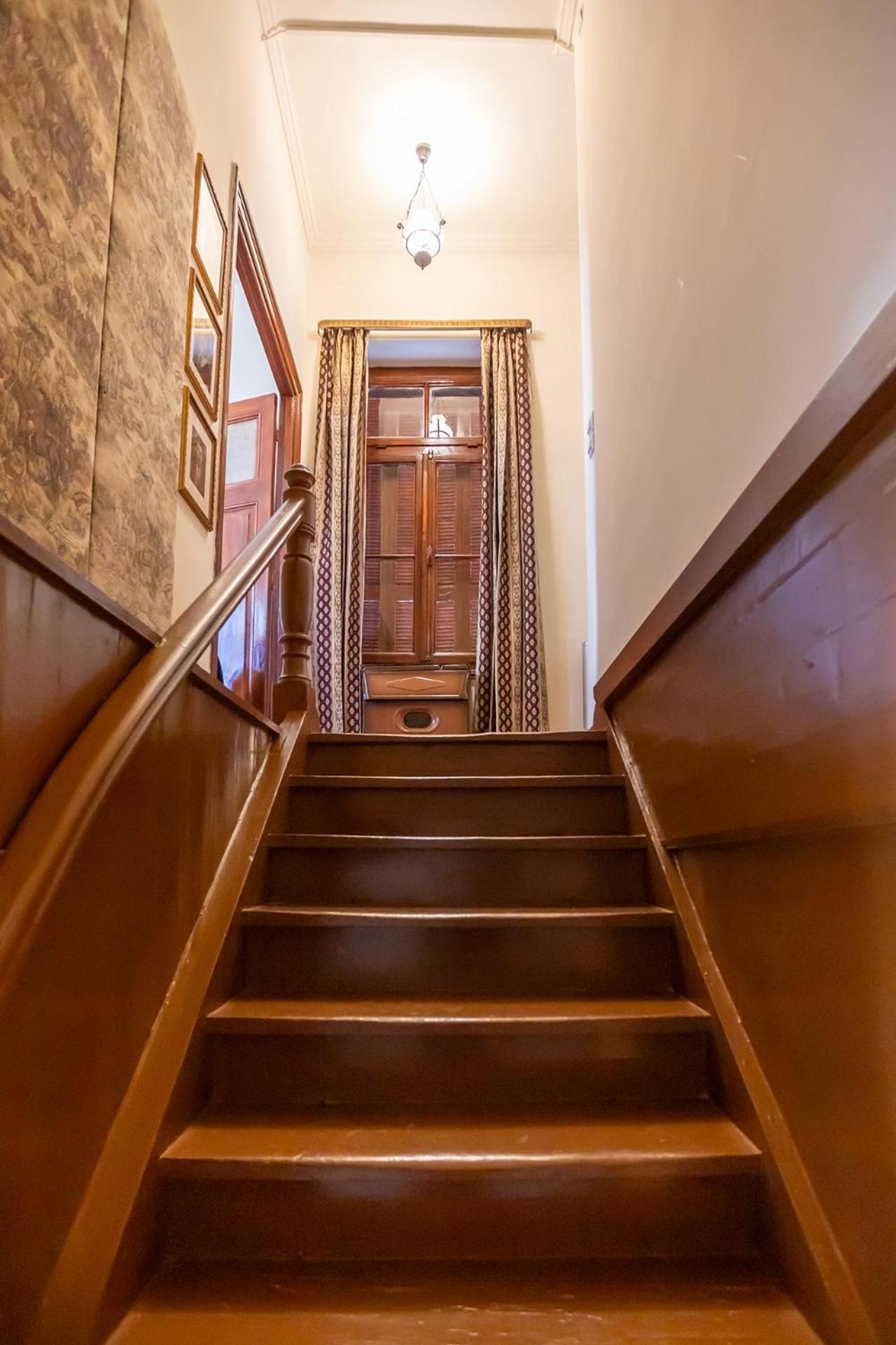 Era Of Elegance: 1928 Classic Dwelling ตรีโปลิส ภายนอก รูปภาพ